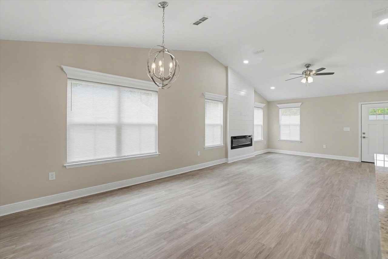 37 Haida Trl - Photo 5 of 36