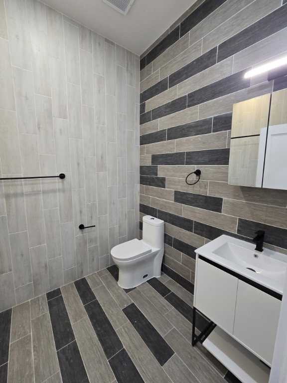 540 Central Ave #306B - Photo 7 of 8