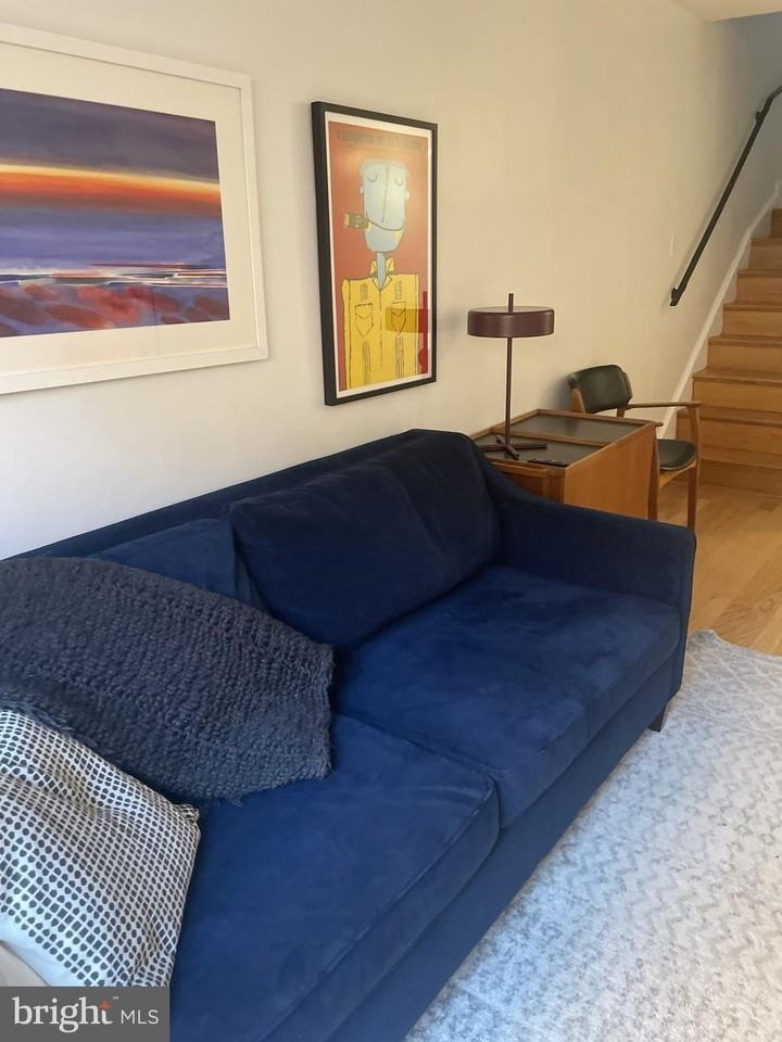 1574 33rd St Nw - Photo 3 of 20