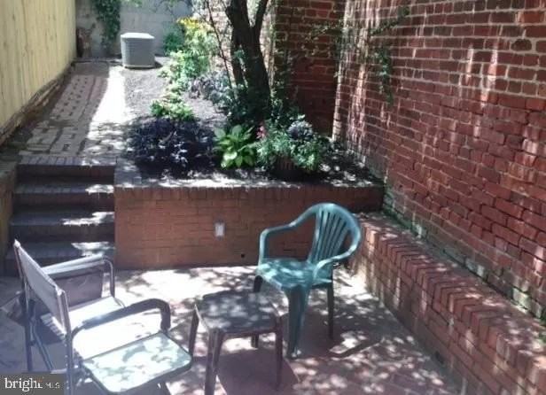 1574 33rd St Nw - Photo 5 of 20