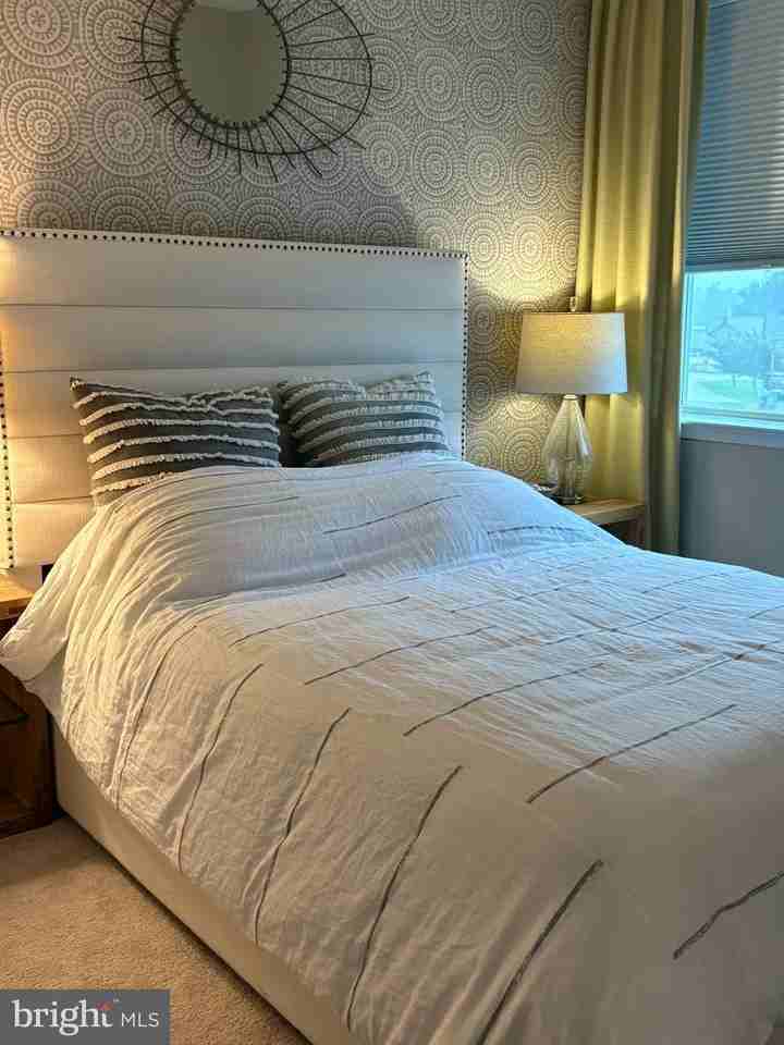 33022 Daytona Ln - Photo 4 of 30