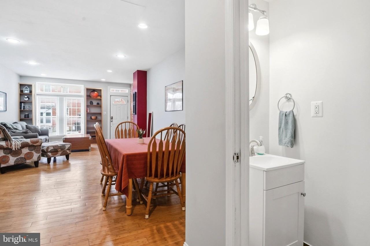 2040 Orleans St - Photo 3 of 15