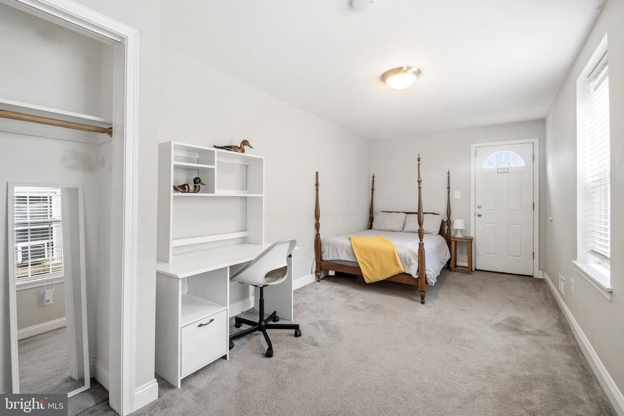 2040 Orleans St - Photo 6 of 15