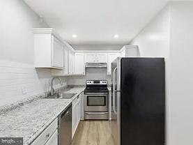 2429 Barclay St Apt 1 #Apt 1 - Photo 1 of 1