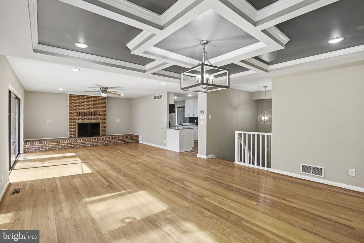 2815 Northwind Rd - Photo 4 of 21