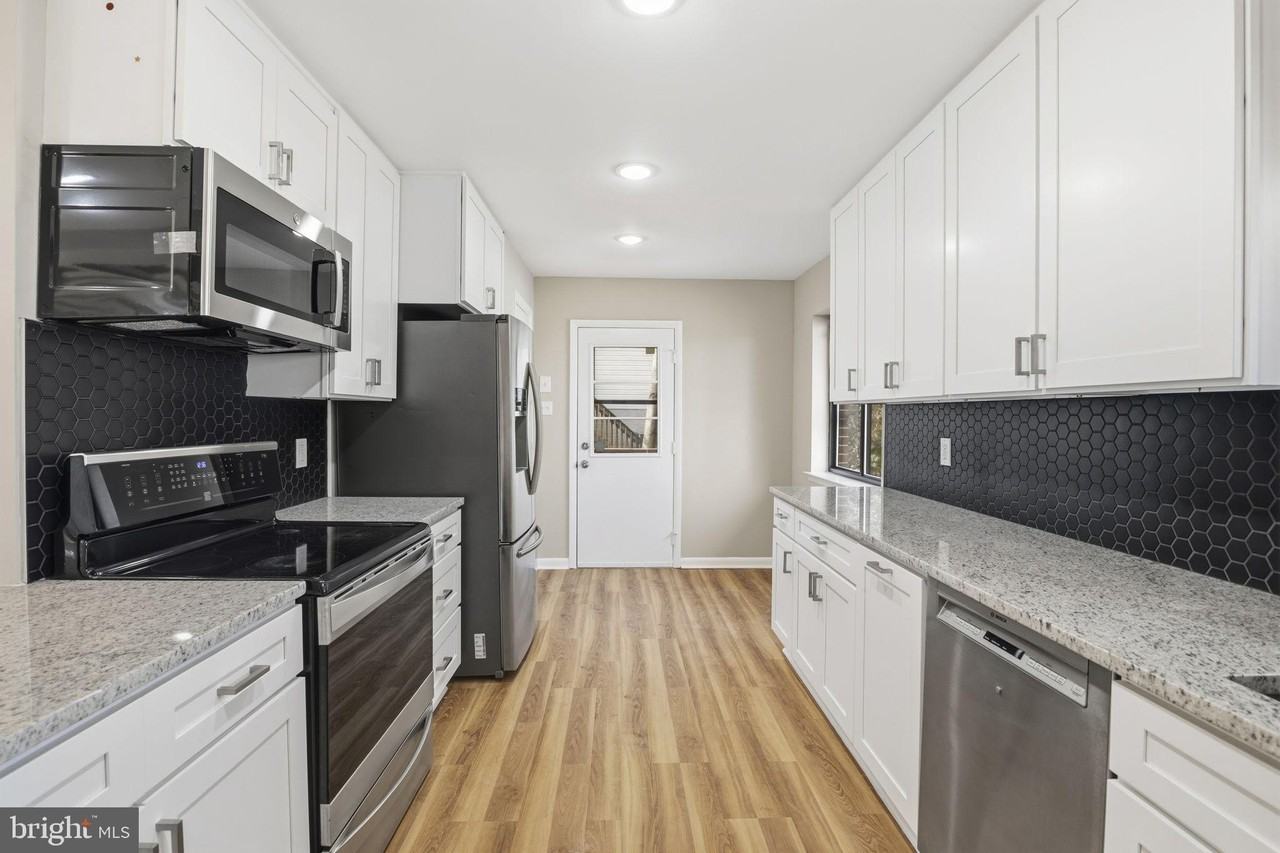 2815 Northwind Rd - Photo 6 of 21