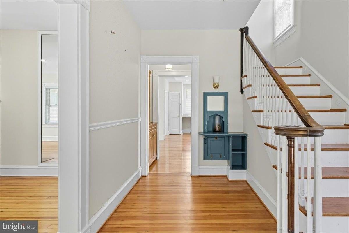 4110 Old Town Rd - Photo 6 of 50