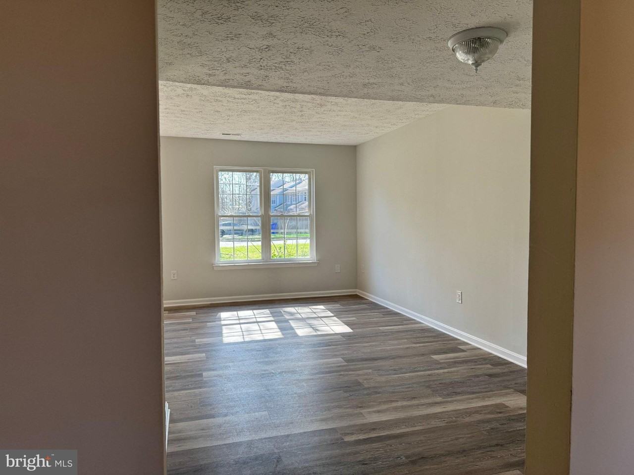 4121 Bluebird Dr - Photo 7 of 35