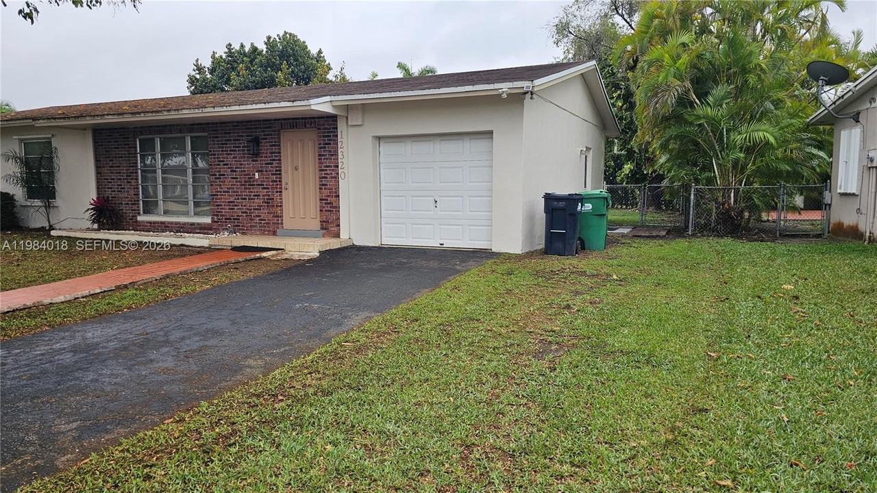 2320 Southwest 105th Street - Photo 3 of 8