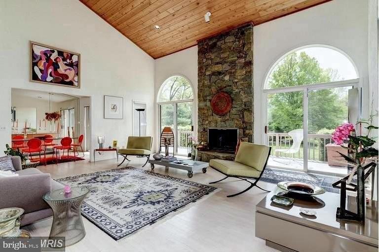 8002 Grand Teton Dr - Photo 4 of 31