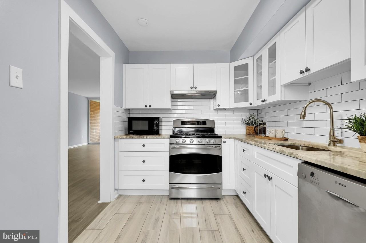 724 Quince Orchard Blvd Apt 202 - Photo 6 of 16