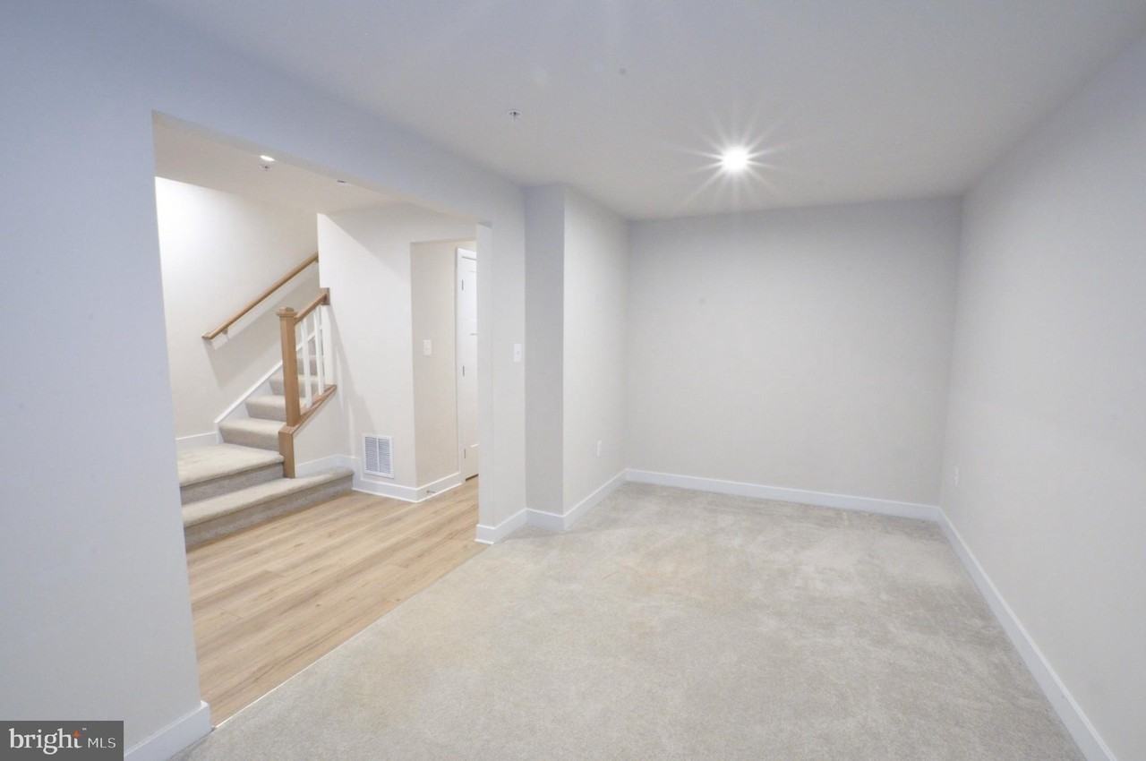 5437 Cedar Grove Dr - Photo 5 of 37