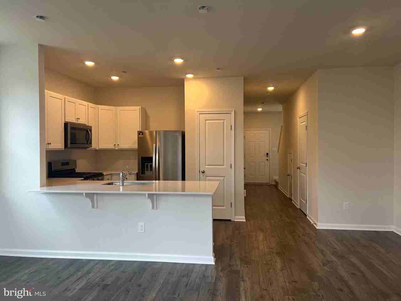 125 Mazzeo Dr - Photo 2 of 20