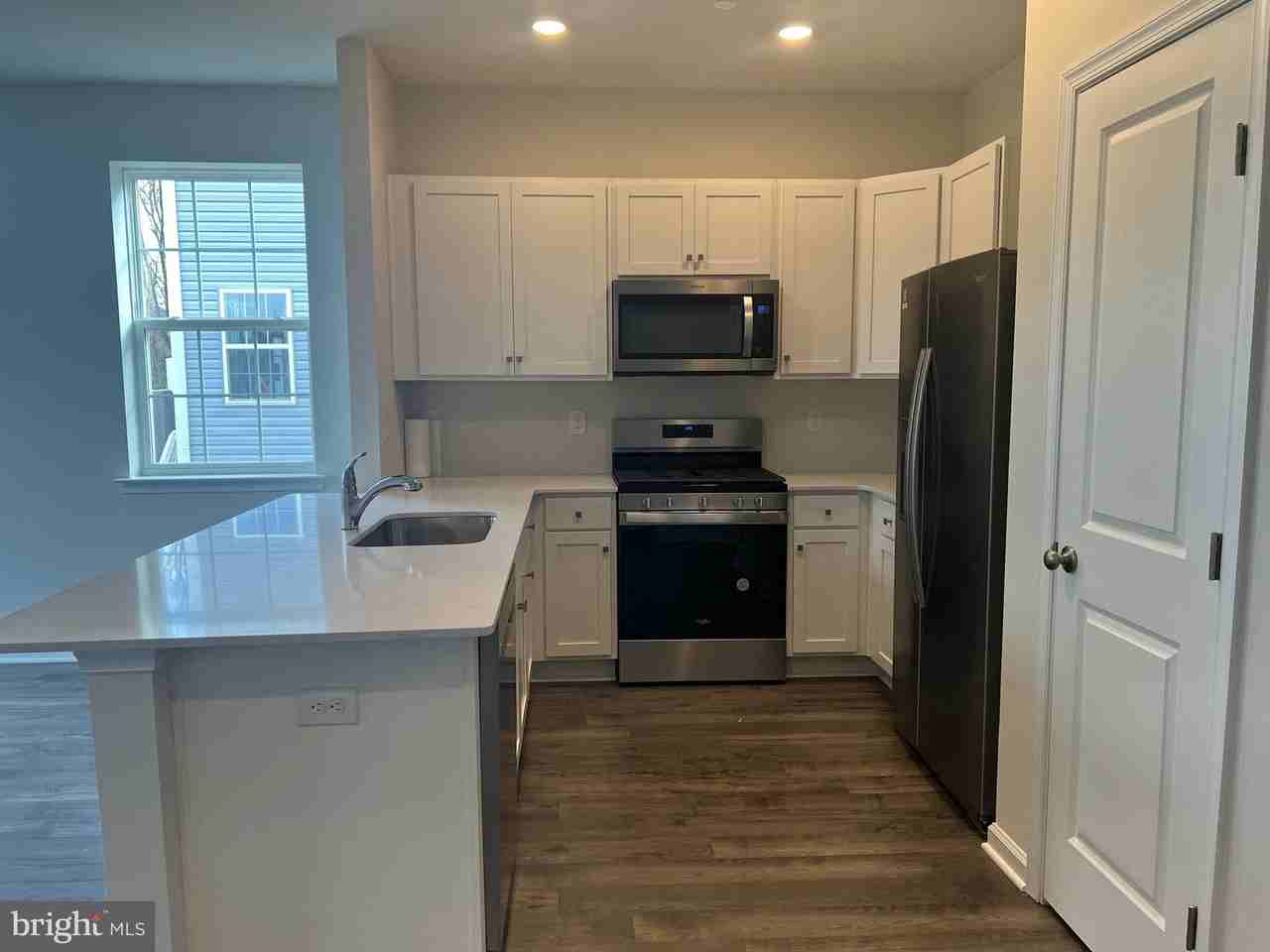 125 Mazzeo Dr - Photo 3 of 20