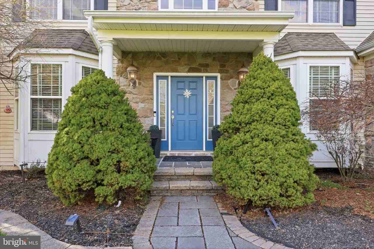 122 Coachlight Cir - Photo 3 of 50