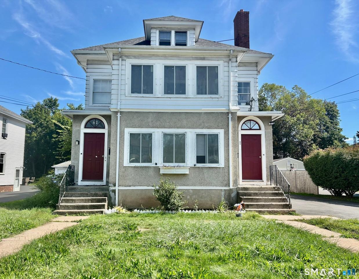 62 Quaker Ln S - Photo 2 of 12