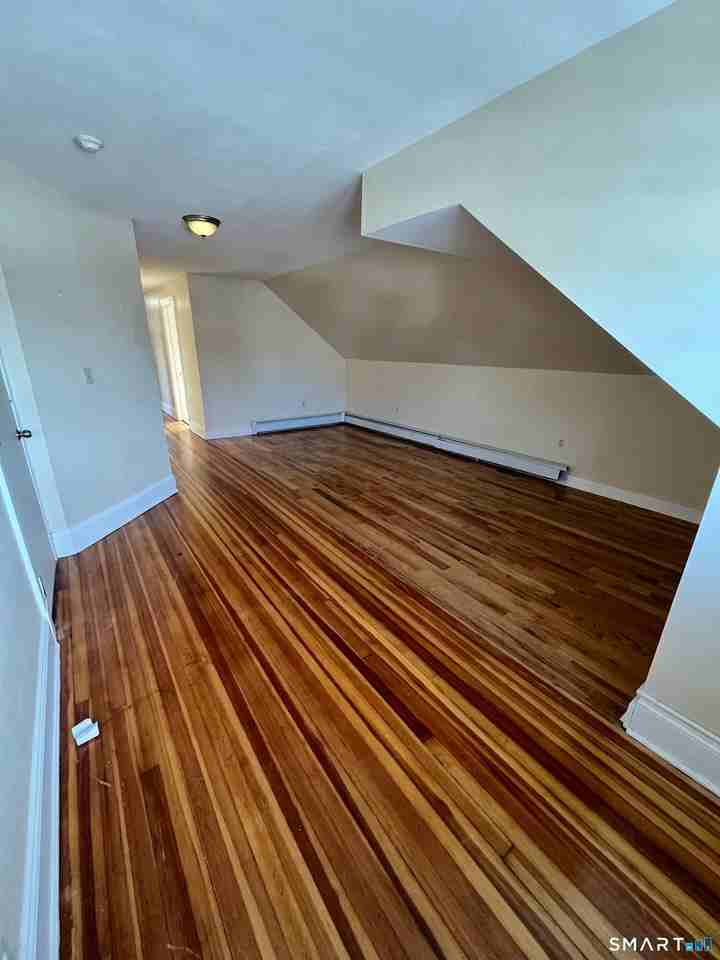 62 Quaker Ln S - Photo 5 of 12