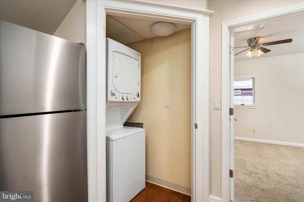 218 Lafayette St - Photo 7 of 18