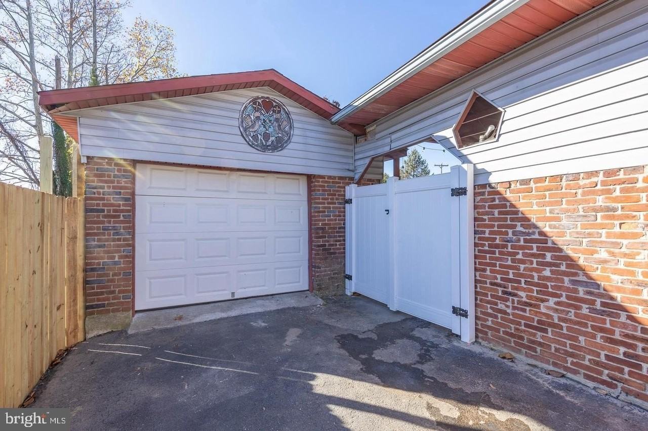 608 Bethel Ave - Photo 2 of 28