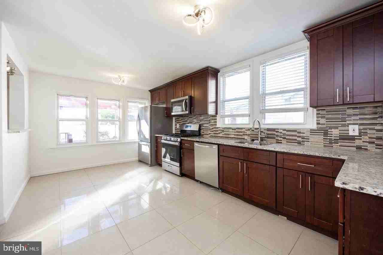 608 Bethel Ave - Photo 3 of 28