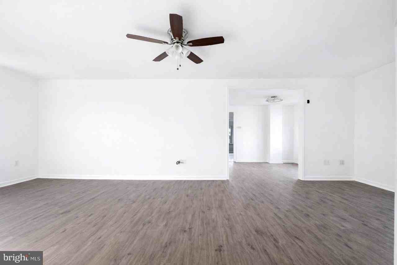 608 Bethel Ave - Photo 6 of 28