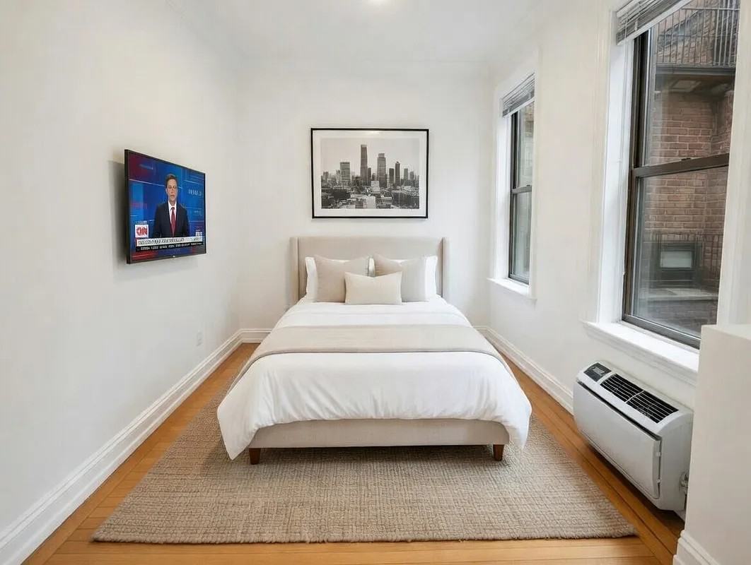 214 E 51st St #2E - Photo 2 of 4