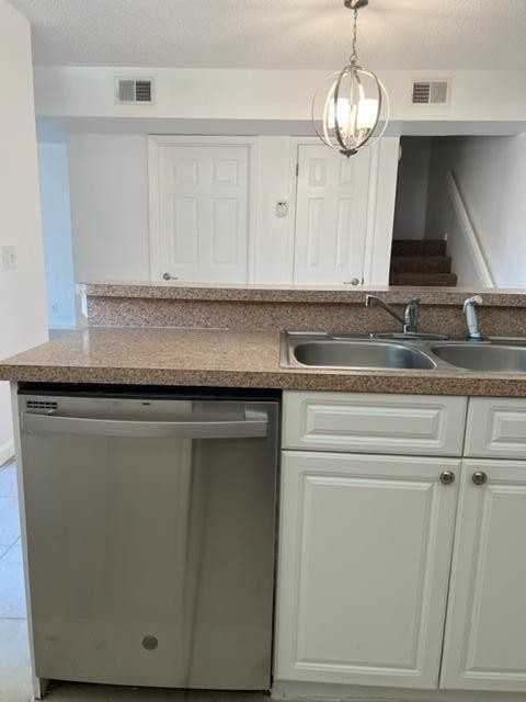 8285 Severn Dr - Photo 7 of 35