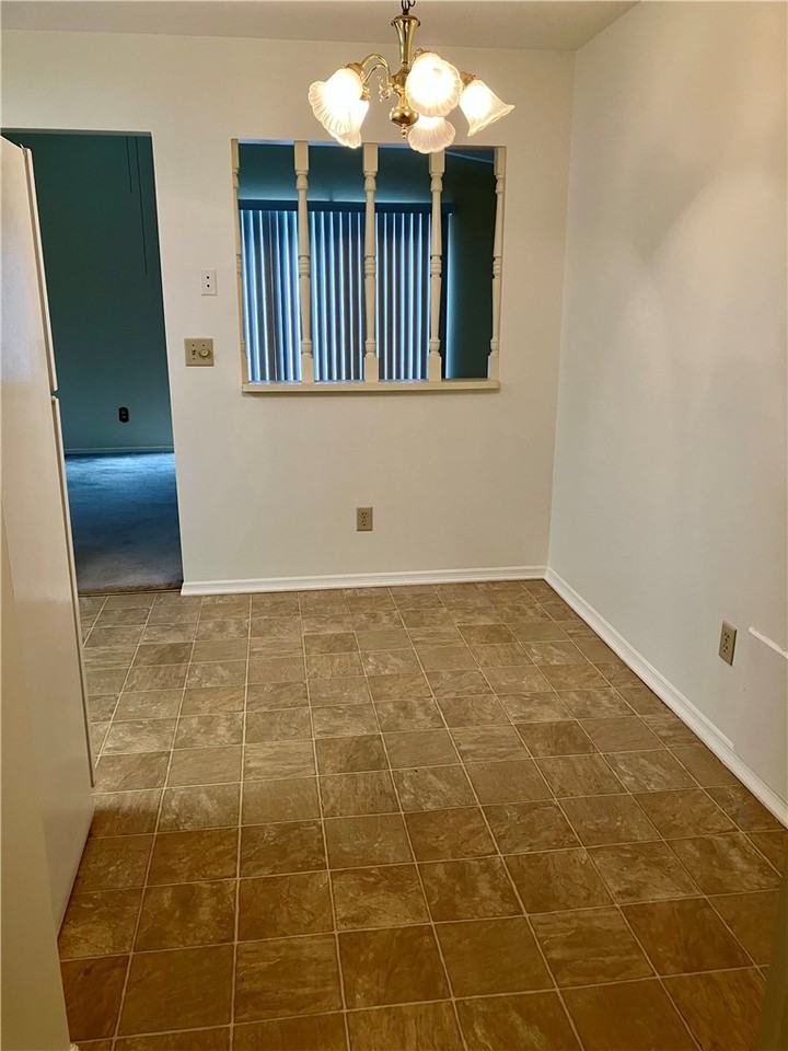 6240 Beacon Tree Ct - Photo 4 of 15