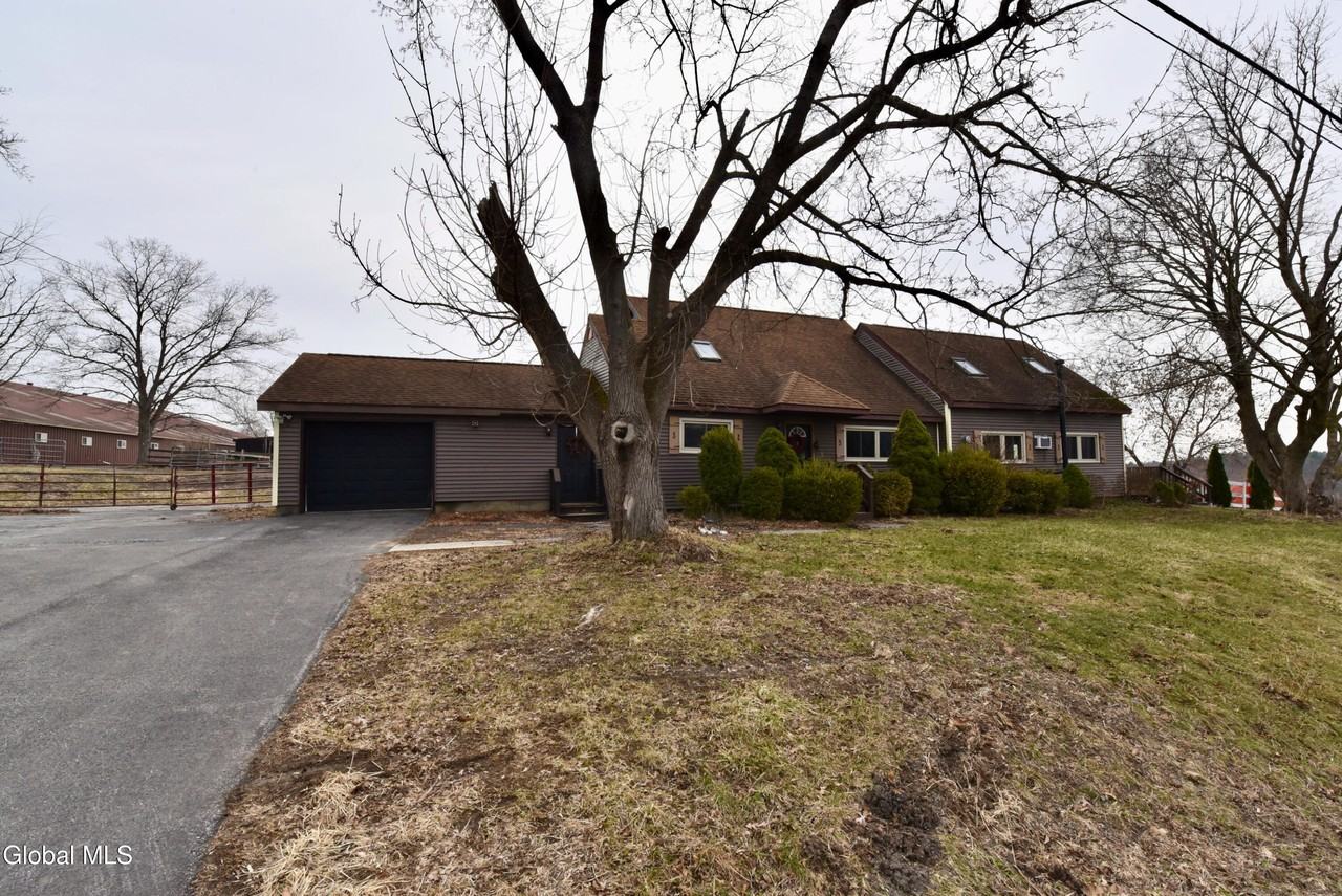 467 County Route 75 - Photo 3 of 32