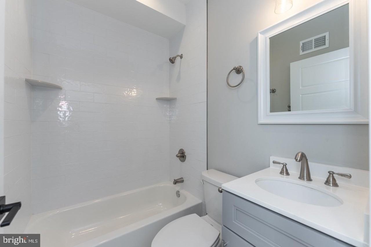 1903 N Philip St - Photo 4 of 13