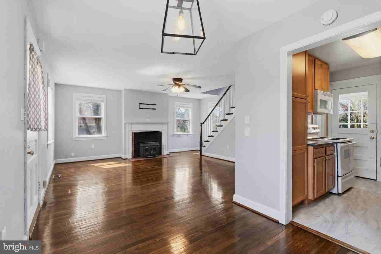 3718 Farr Ave - Photo 5 of 24