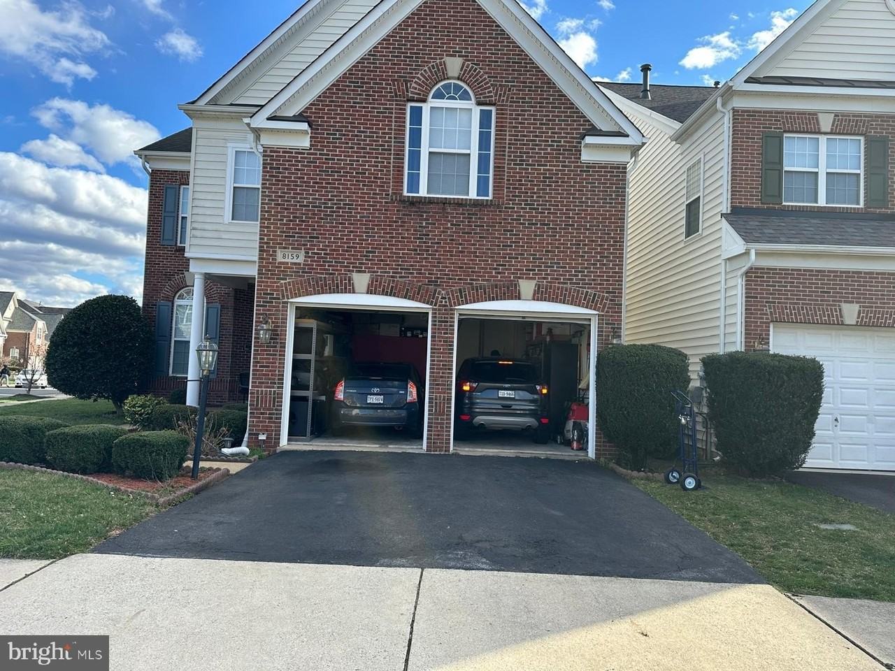 8159 Gilroy Dr - Photo 4 of 34