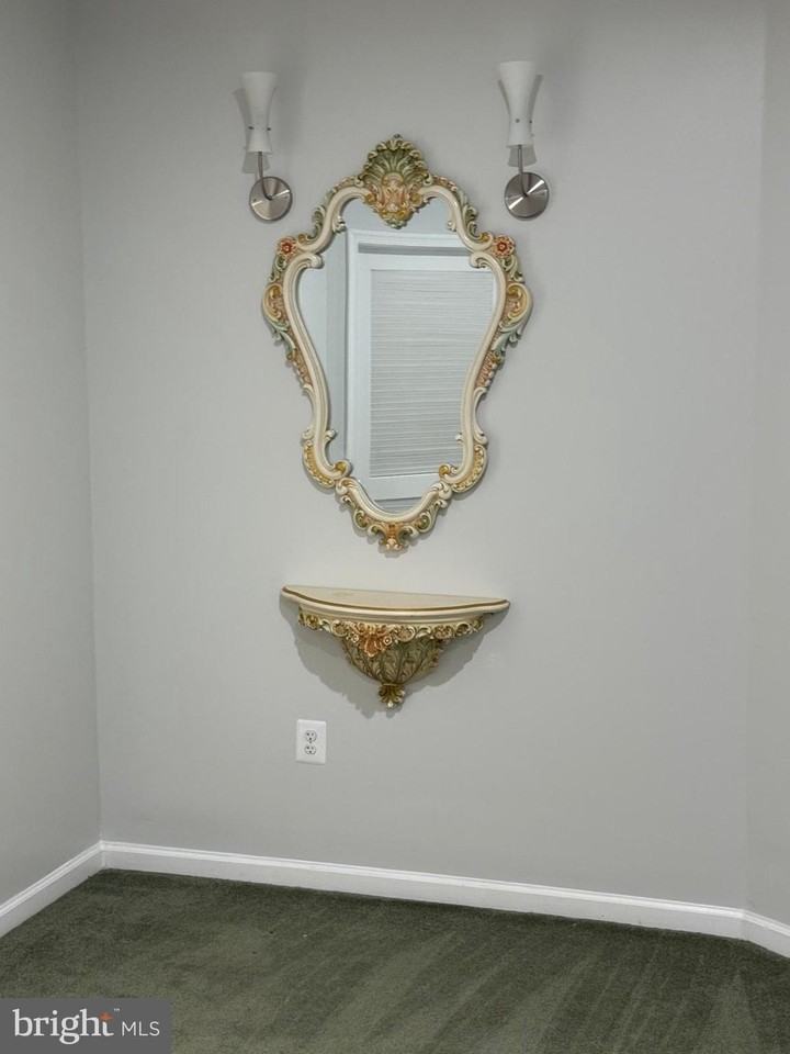 8159 Gilroy Dr - Photo 7 of 34