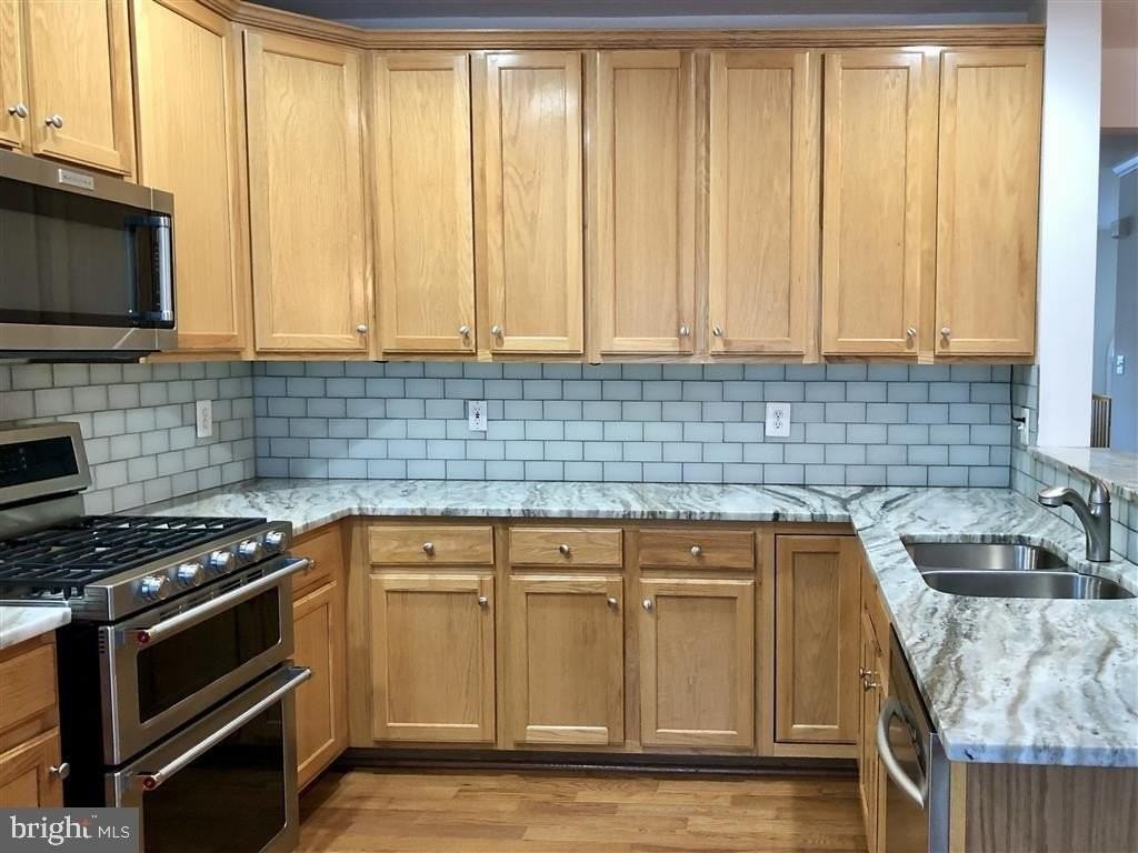 1981 Logan Manor Dr - Photo 7 of 28