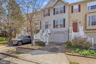 46695 Sandalwood Sq - Photo 1 of 1