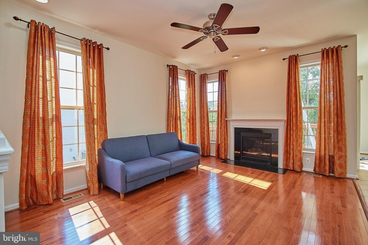 42649 Macauley Pl - Photo 6 of 30