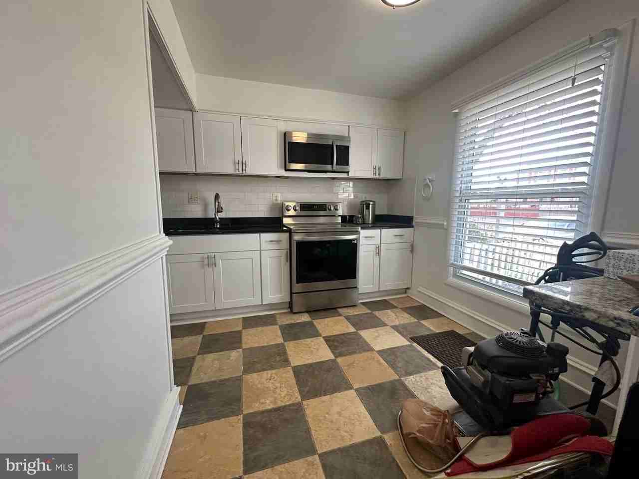 8282 White Pine Dr - Photo 3 of 27