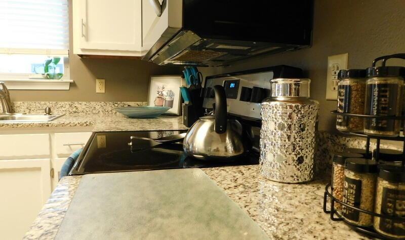 939 Ridgewood Way - Photo 3 of 50