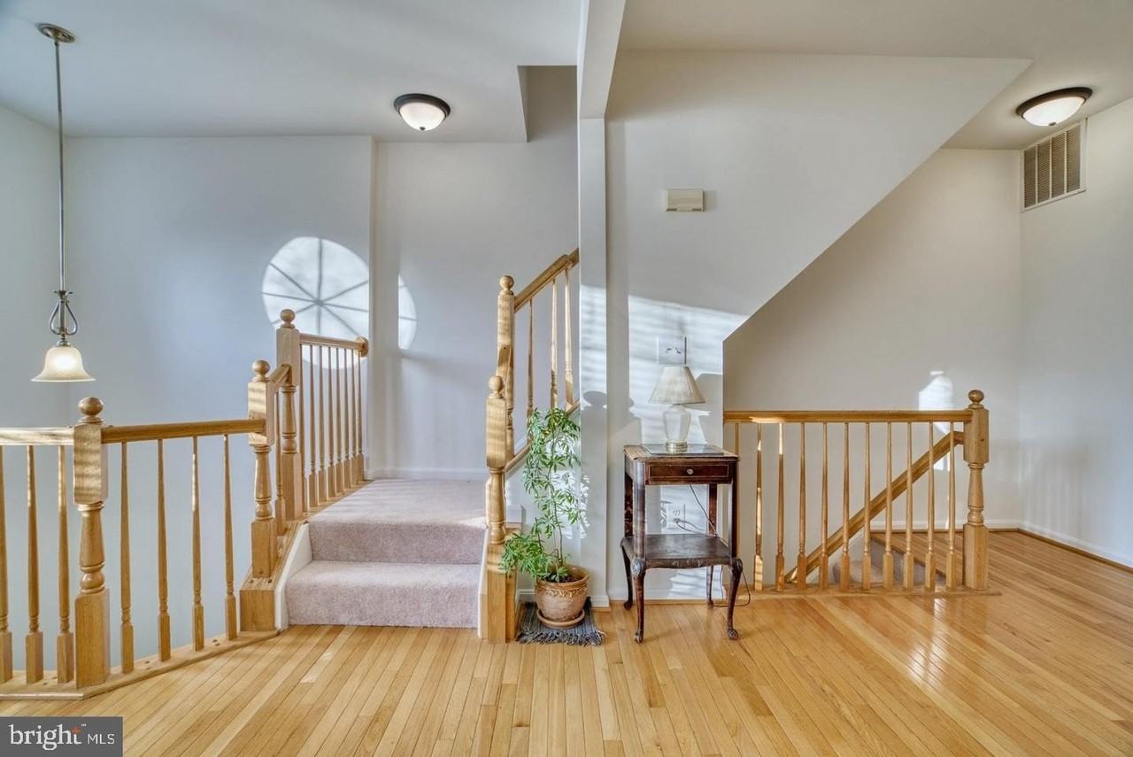 3563 Sherbrooke Cir - Photo 5 of 30