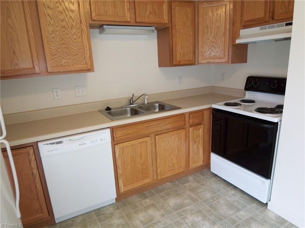 205 Nelson St #D - Photo 5 of 13