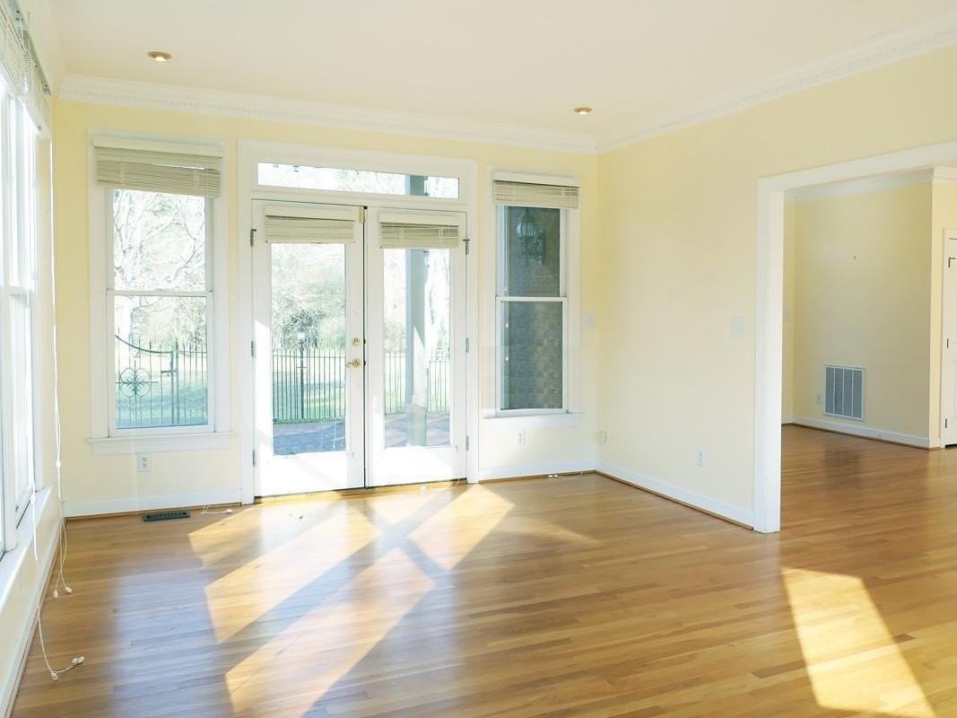 5330 Foxlair Rd - Photo 6 of 43