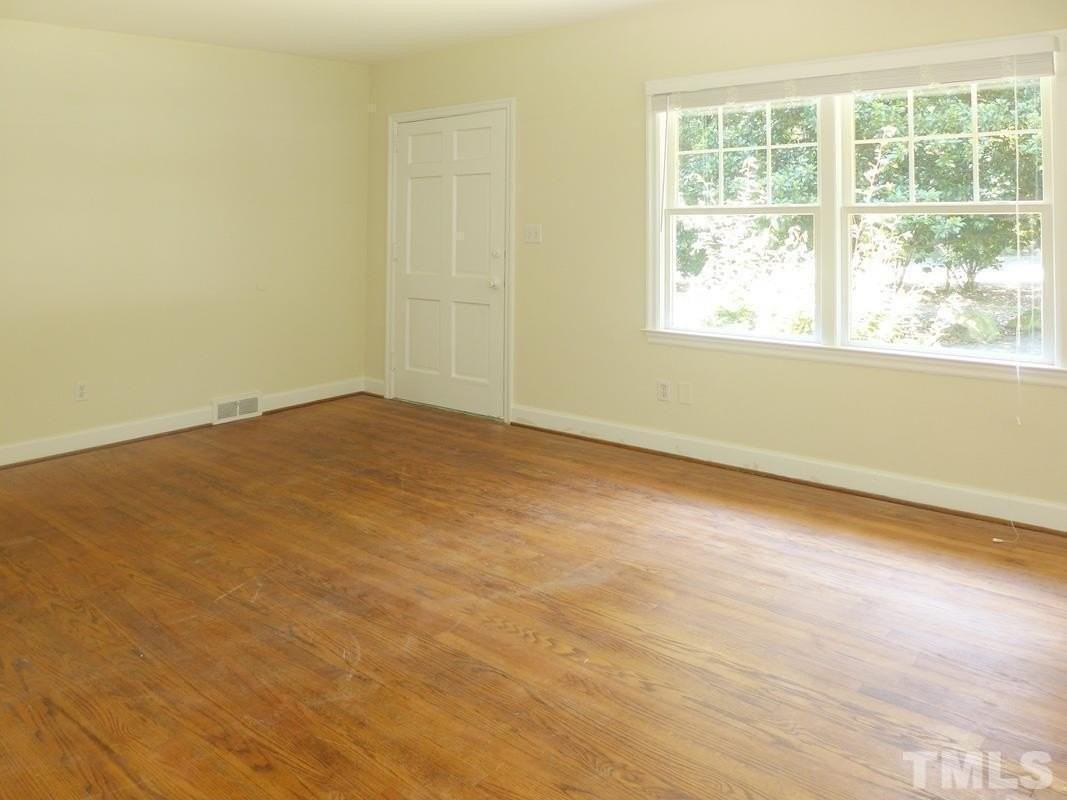 731 Raleigh Rd - Photo 2 of 14