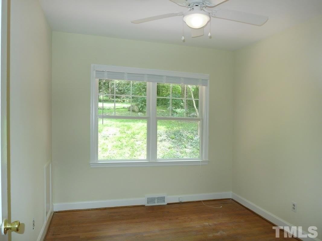 731 Raleigh Rd - Photo 7 of 14