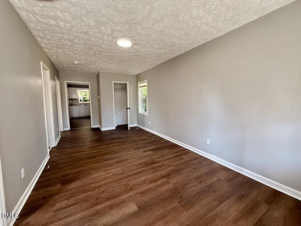 1002 E Harnett St - Photo 7 of 22