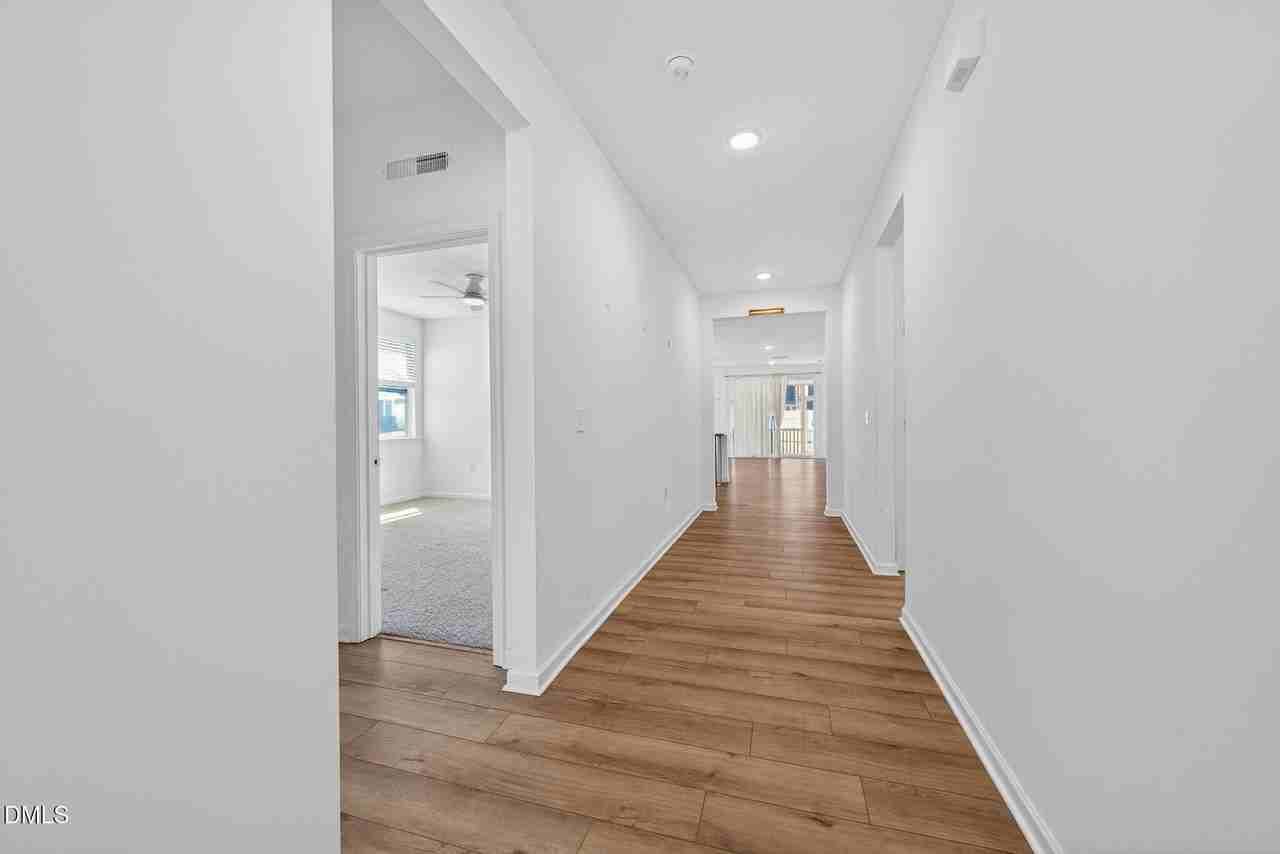 274 Windswept Way - Photo 7 of 48