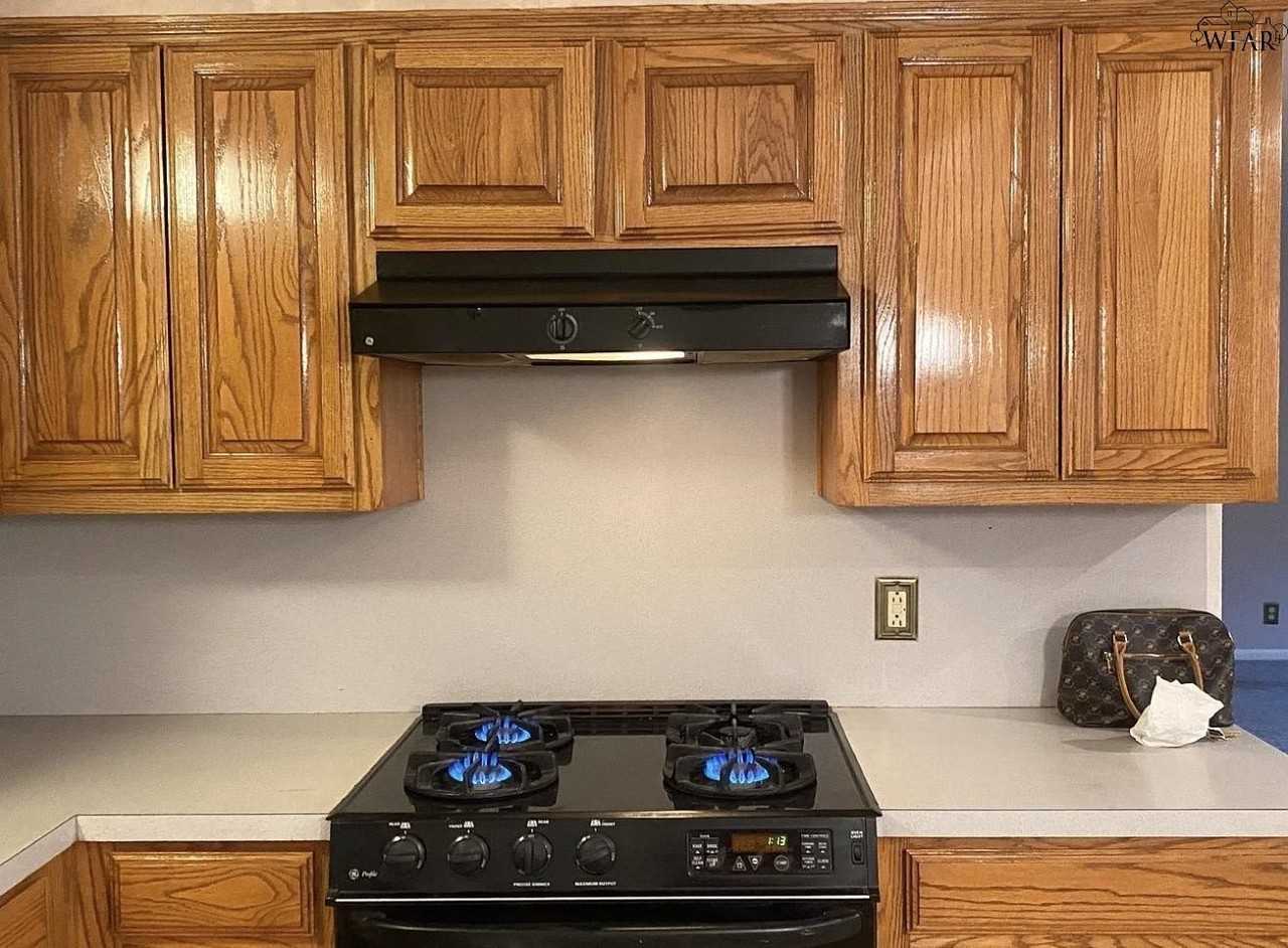 3512 Fairway Blvd - Photo 6 of 22