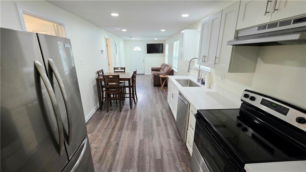 114 Treuil Ln - Photo 3 of 11