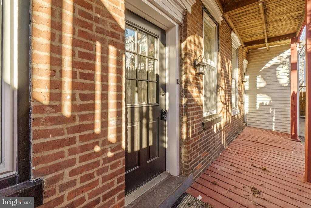 148 Walnut St ##3 - Photo 2 of 13