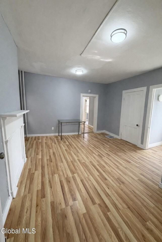 247 Elk St - Photo 2 of 12