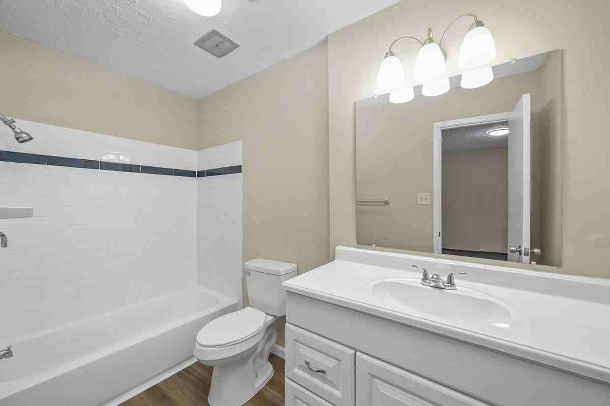 7236 Crownwest St - Photo 2 of 22